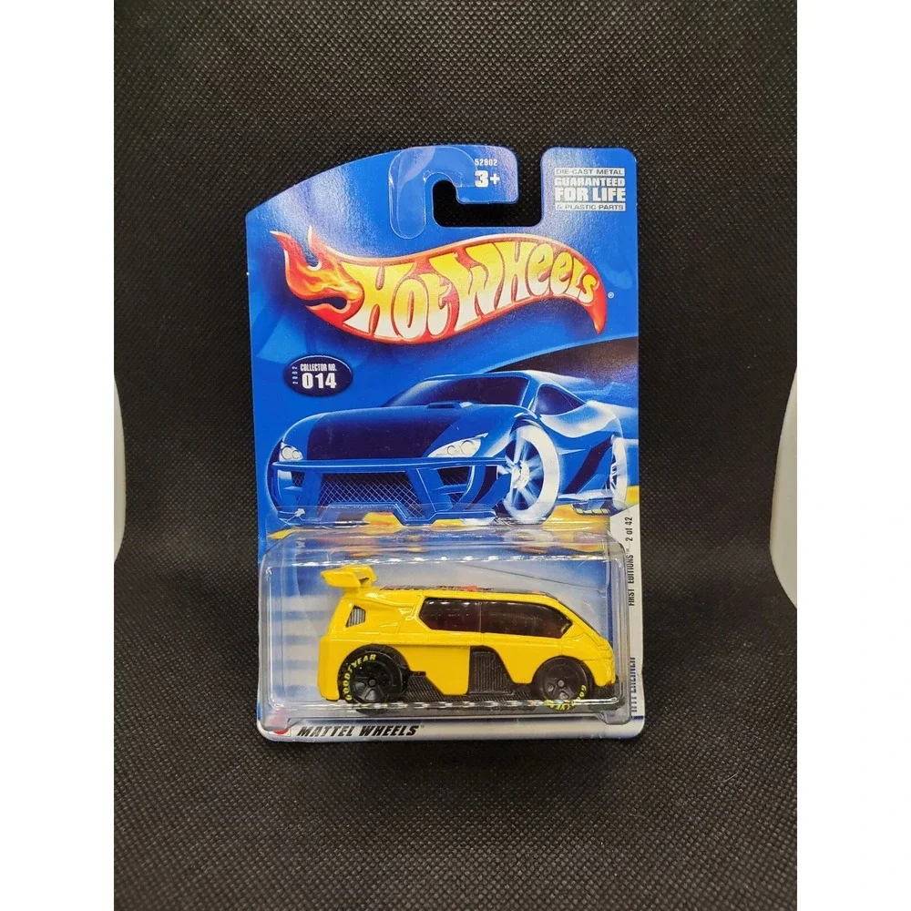 Hot Wheels #14 First Editions 2/42 HYPERLINER Yellow Black